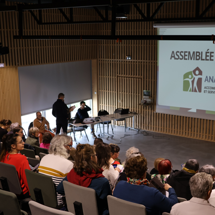 Équipe ANADOM, association d'aide à domicile en Loire-Atlantique