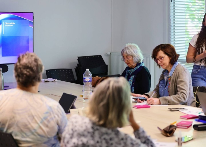 Atelier numérique ANADOM pour seniors à Nantes Métropole